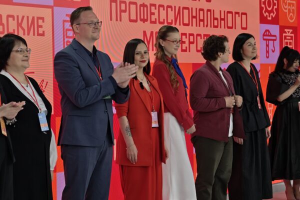 format: 3; filter: 0; fileterIntensity: 0.0; filterMask: 0; captureOrientation: 0;
runfunc: 0; algolist: 0;
multi-frame: 1;
brp_mask:0;
brp_del_th:0.0000,0.0000;
brp_del_sen:0.0000,0.0000;
motionR: 0;
delta:1;
bokeh:1;
module: photo;hw-remosaic: false;touch: (-1.0, -1.0);sceneMode: 12582912;cct_value: 0;AI_Scene: (-1, -1);aec_lux: 203.40125;aec_lux_index: 0;albedo:  ;confidence:  ;motionLevel: 0;weatherinfo: weather?????????? ?????, icon:5, weatherInfo:100;temperature: 35;zeissColor: nature;